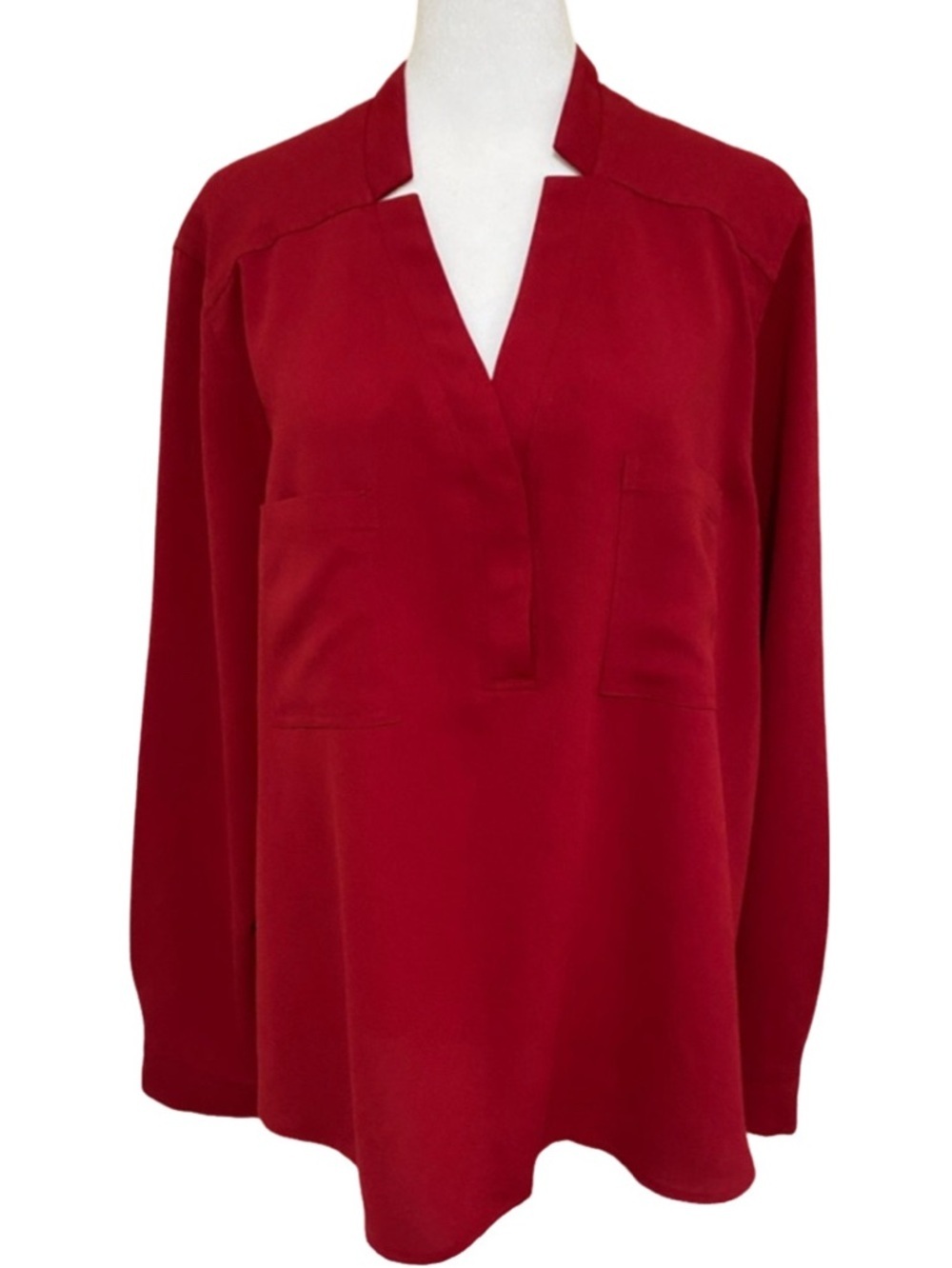 Nine West Red Notched V-Neck Long Sleeve Blouse. Size XL.
